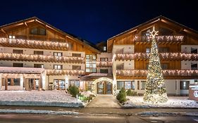 Montana Lodge & Spa, By R Collection Hotels