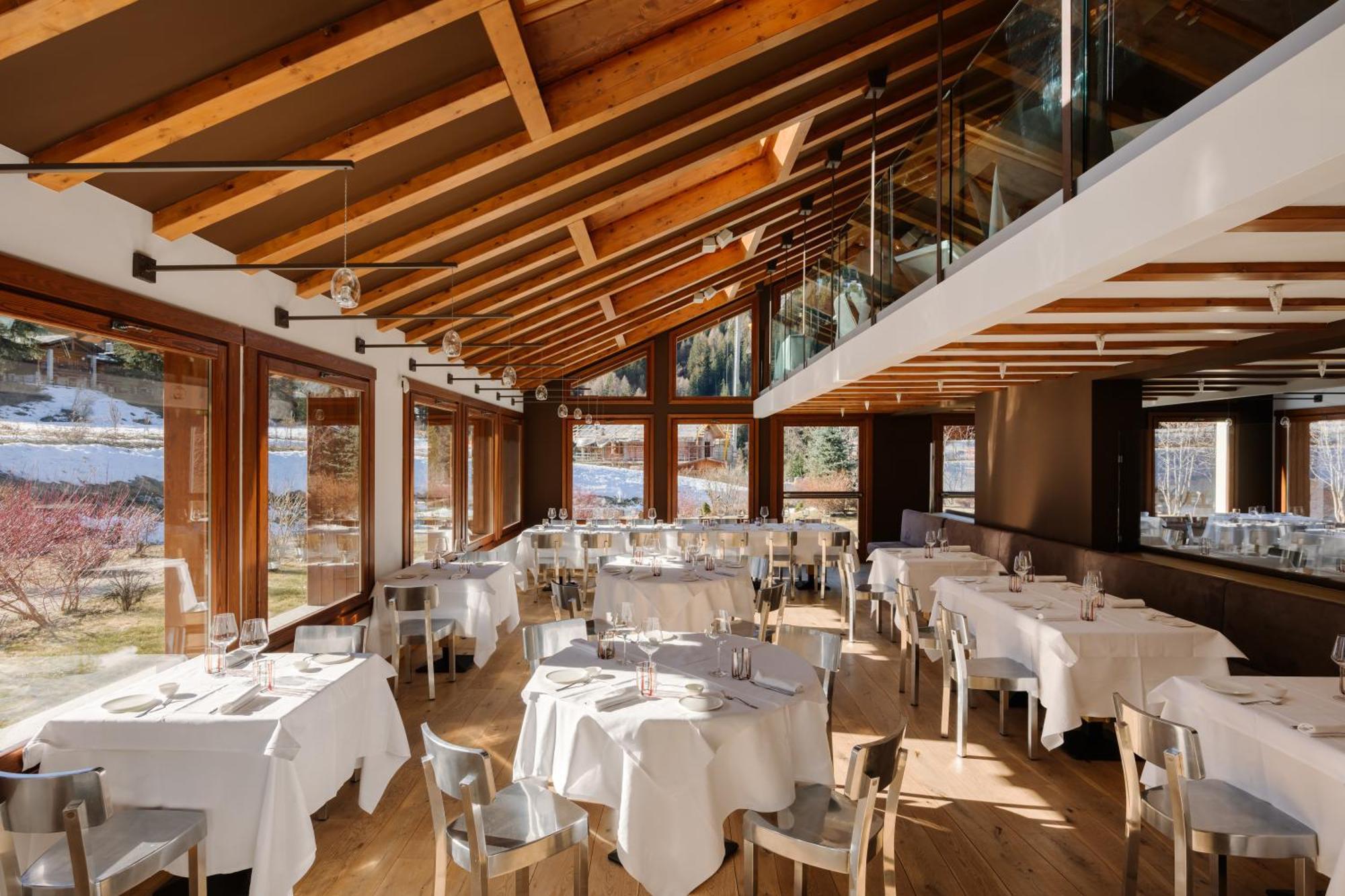 Montana Lodge & Spa, By R Collection Hotels La Thuile Exterior photo